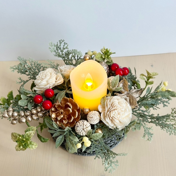 クリスマスキャンドルフラワーアレンジ♡ベルベットローズのフラワーアレンジメント 34cbfecca25b0d1f3c38fdade48af0