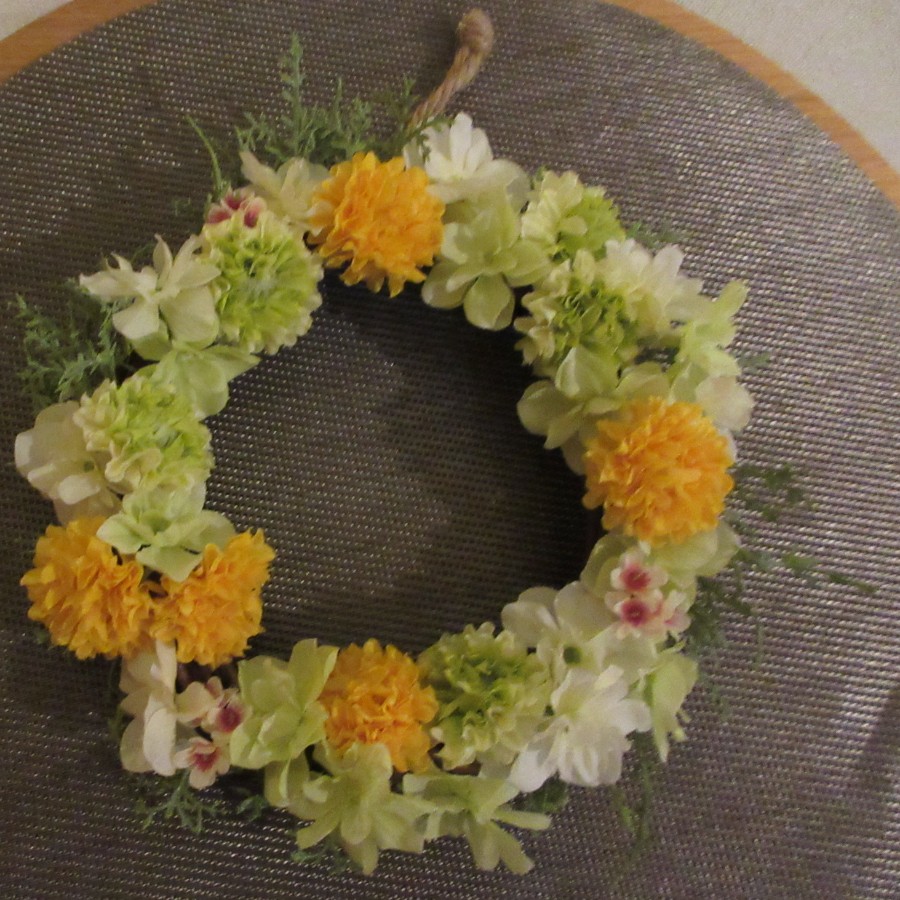 ビタミンカラーの元気いっぱい大きいリース ビタミンカラーの元気いっぱい大きいリース ビタミンカラーの