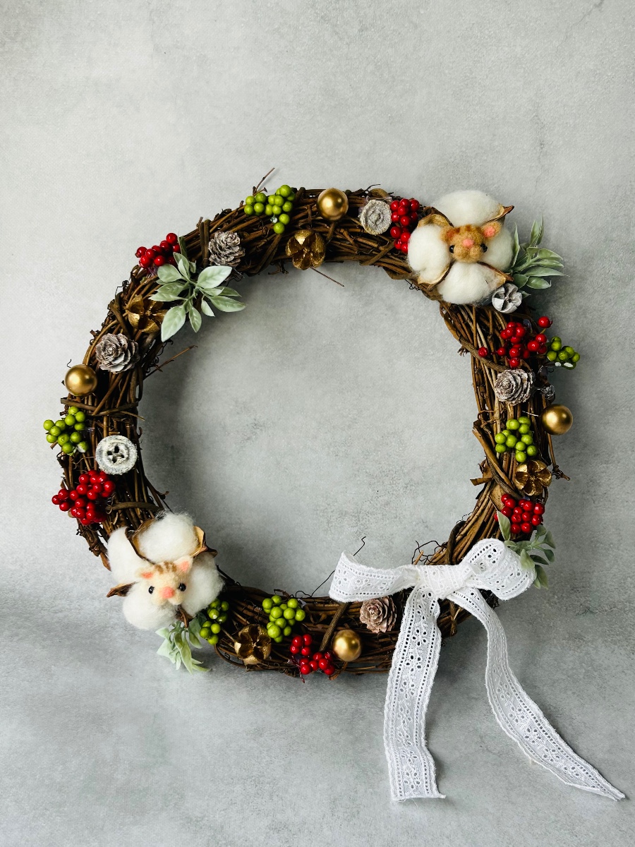 yano-kun  羊毛フェルト 作品 リスちゃんのリース yano-kun 羊毛フェルト 作品 リスちゃんのリース yano-kun 様