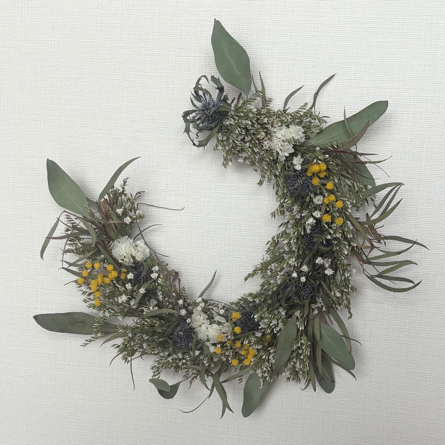 スターチスとエリンジュームのクレセントリース｜Fla-co（フラコ