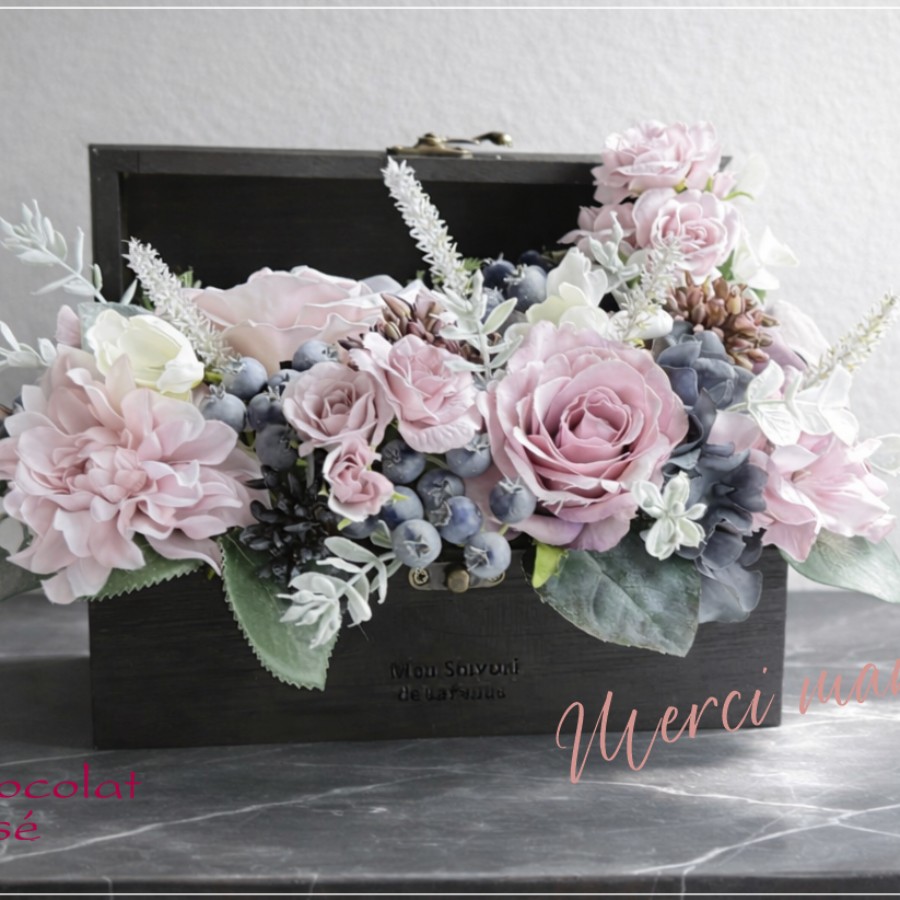 ライラック色の薔薇のコフレノワール～アンティークテイスト｜Fla-co