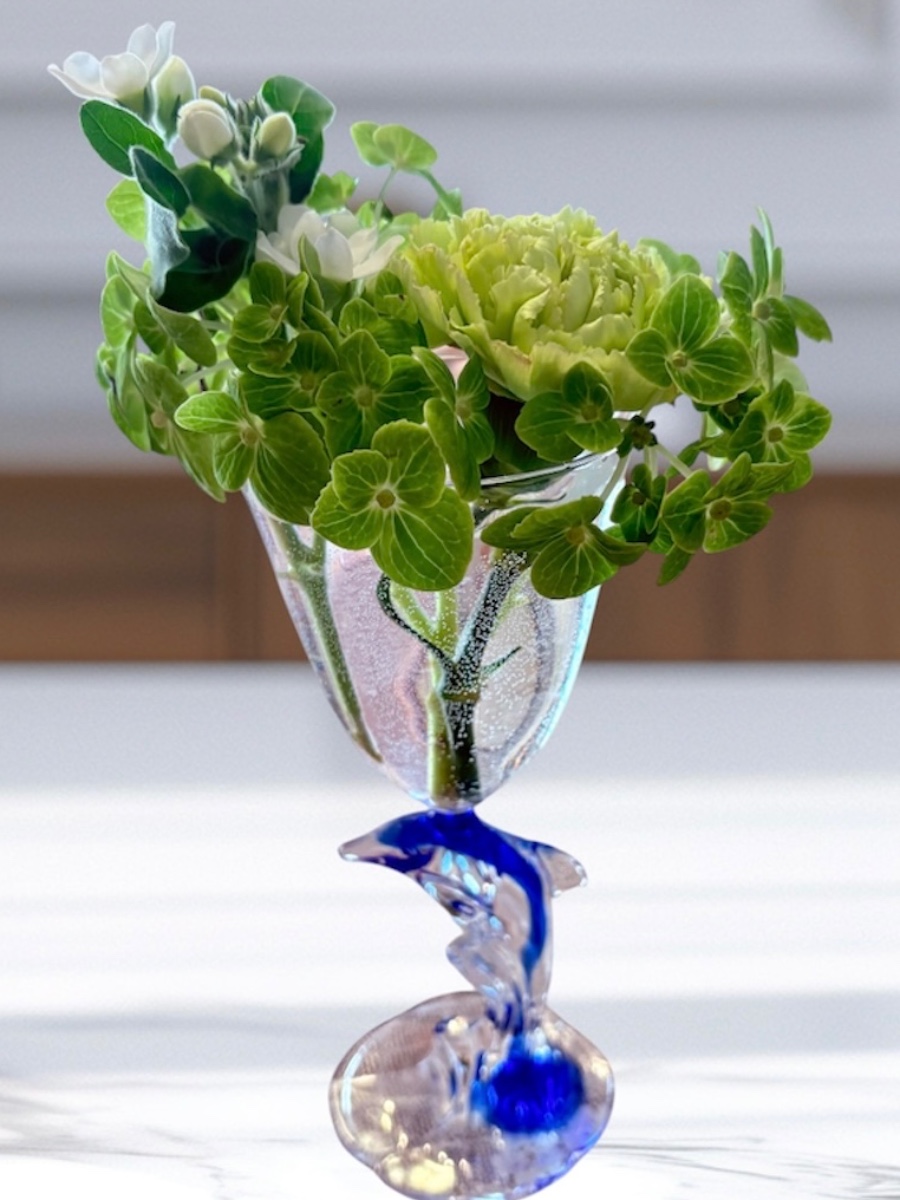 ロスフラワーを花瓶に生ける