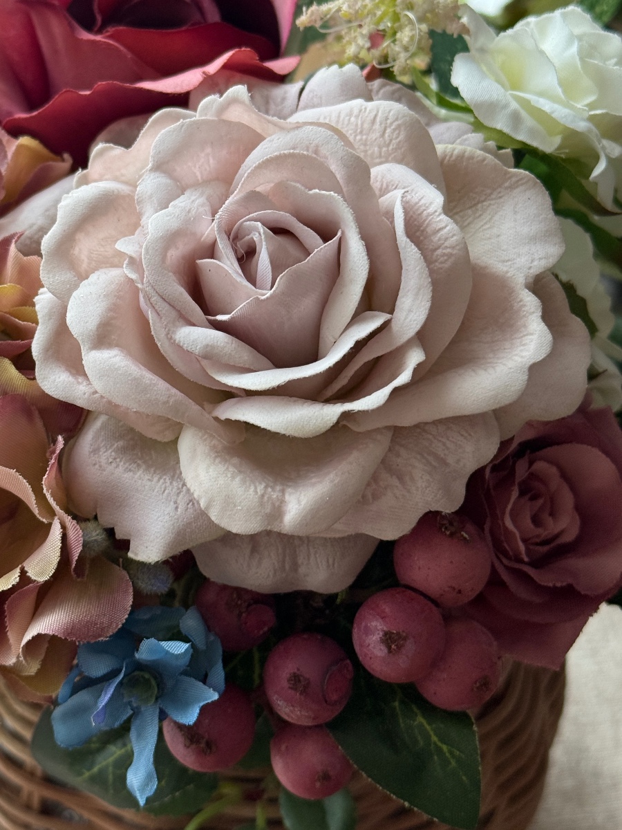 Antique Rose Basket｜Fla-co（フラコ） - フラワーアレンジ作品投稿サイト