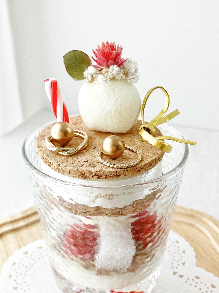 いちごパフェのリングピロー