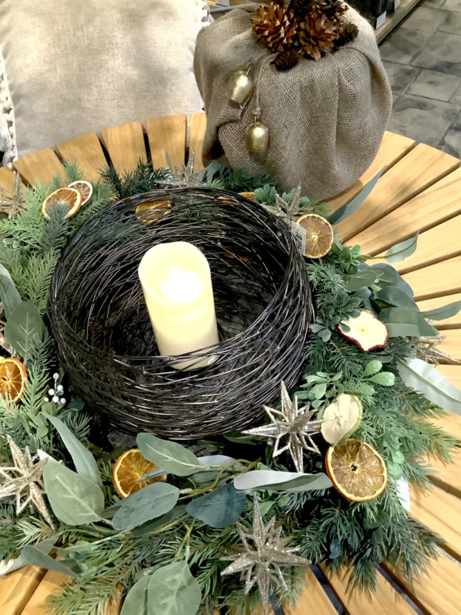 クリスマスとフェイクグリーン テーブルデコレーション