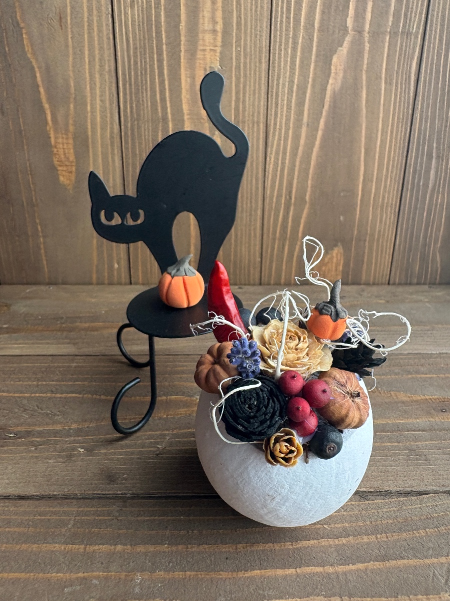 聖なる木　ベルカップ　香りも楽しめるハロウィン????アレンジ　