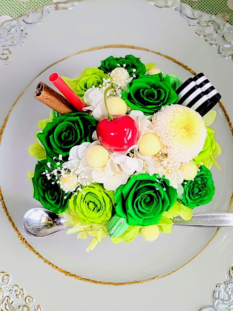 クリームソーダ　レトロ風　プリザーブドフラワー　クリアケース入