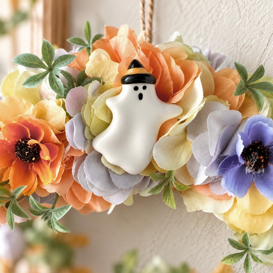 一点もの｜大人かわいいハロウィンリース｜秋色コスモスと紫陽花の玄関飾り｜BOOガーランド｜直径30 秋の彩りをたっぷり詰め込んだ、
大人かわいいハロウィンリースです。

カラフルなコスモスや紫陽花をふんわりと重ね、
オレンジ・ピーチ・アイボリー・ラベンダー・グリーンなど、
秋に似合う優しく落ち着いた koharubiyori