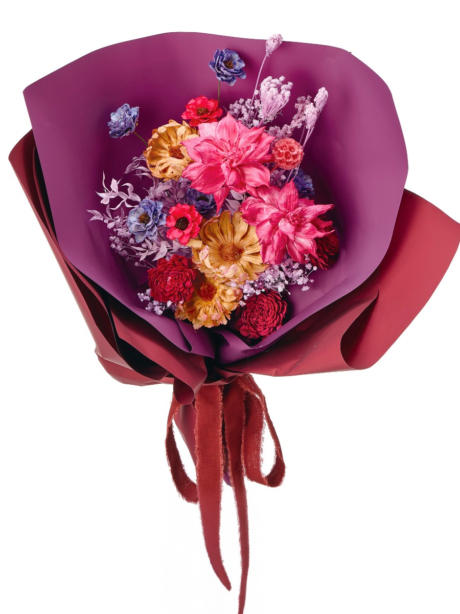 シックなパープルの花束 凛とした美しさと気品を感じるパープルの花束 はなどんや投稿