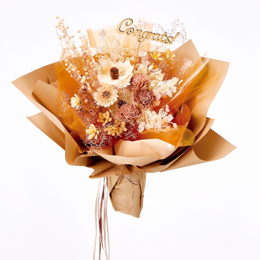 ナチュラルなくすみカラーの花束 ナチュラルなくすみカラーの花束 はなどんや投稿
