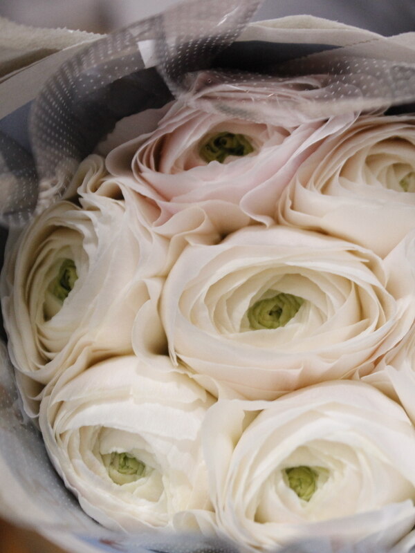 ホワイトラナンキュラスの大人ナチュラルリース♡フラワーリース