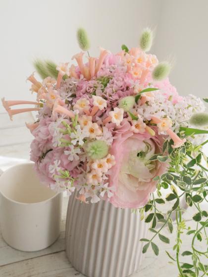 08直前!】ラナンキュラス ポンポンアリス(ピンク緑)40CM - 花材通販は