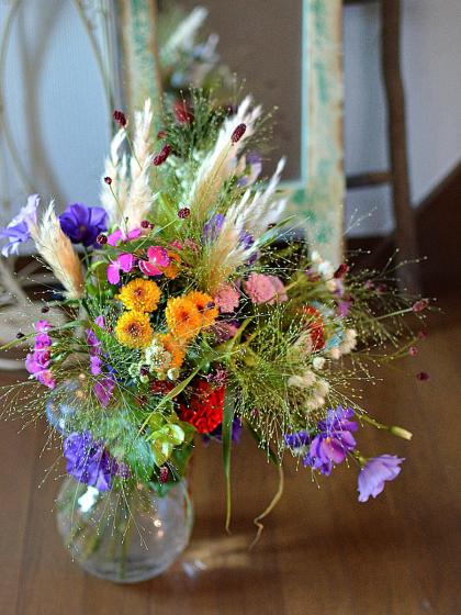 直前!!】国産アストランチア(白系)40cm程度 六合村ほか【生花】 - 花材
