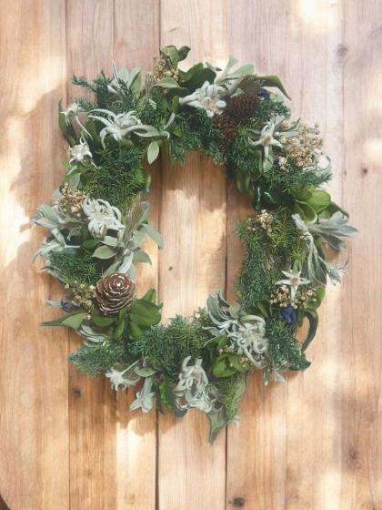 ヤシャブシやローズヒップの実を紡いだ 冬支度をはじめる クリスマス