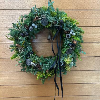 08直前FJ】ヒムロ杉 50cm程度 1束約5本入り 静岡県 - 花材通販はなどん