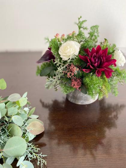 生花/即納】ヒムロ杉 50-60cm程度 1束約5本入り - 花材通販はなどんや