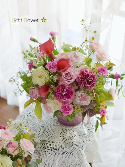 生花/予約】藤花園カーネ レディネオン(複色パープル系)※届日限定5/9